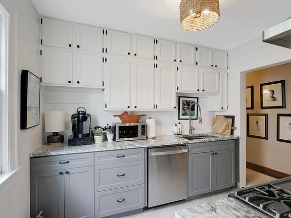 5th image of 4200 22nd Ave S #1