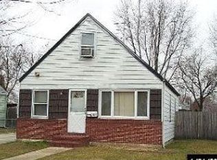 12 Marvin Ave, Hicksville, NY 11801