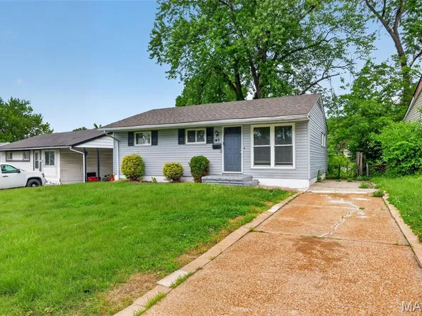 143 Grampian Rd, Saint Louis, MO 63137