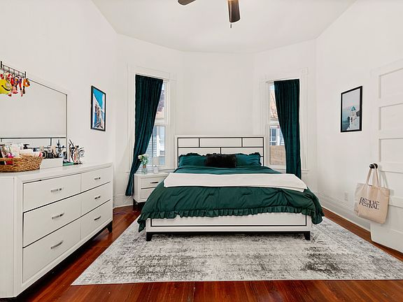 5th image of 114 Omaha St