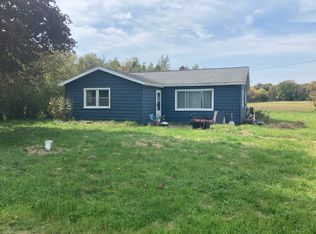 10226 Brickyard Rd, Delton, MI 49046