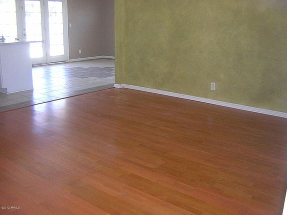3rd image of 1107 E El Camino Dr