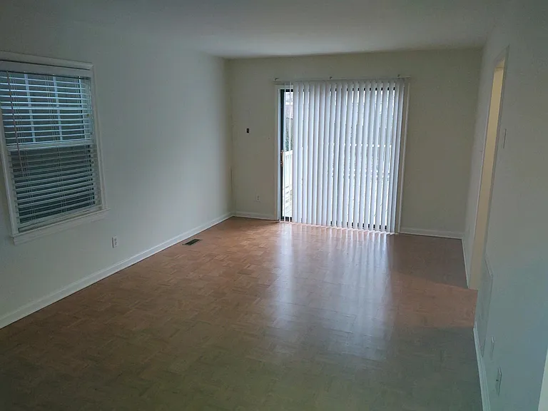 125 Plantation Rd — Photo 11