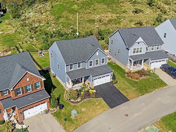3rd image of 47 David Ln