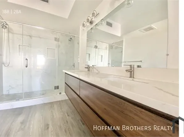 4655 Maplewood Ave Ste 304, Los Angeles, CA 90004
