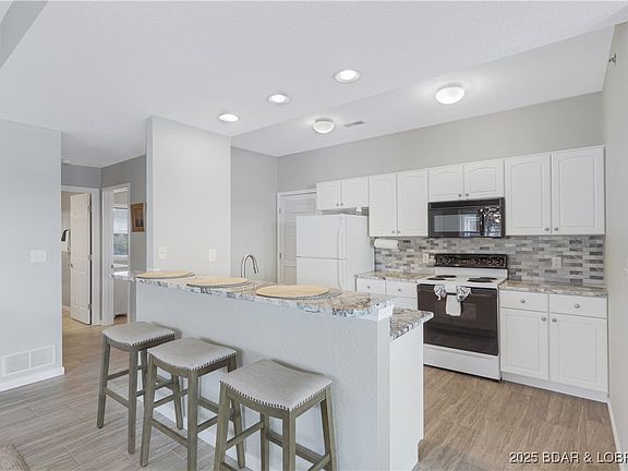 4th image of 86 Palisades Lakeview Dr #4B