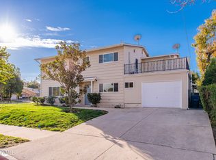 22002 Ybarra Rd, Woodland Hills, CA 91364