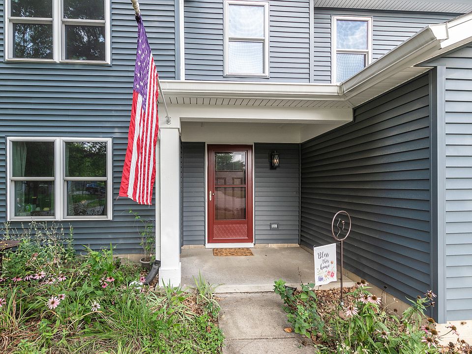 1st image of 18839 Auburn Ln