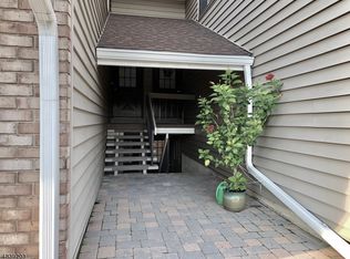 107 Overlook Dr #2113, Clinton, NJ 08809
