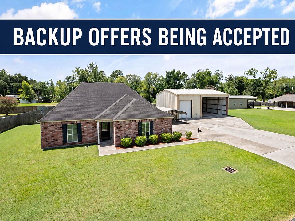 1st image of 44401 Pecan Oaks Ave