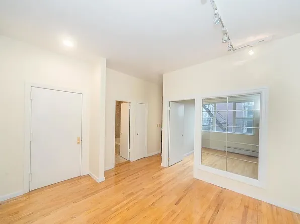 427 Humboldt Street image 23 of 68