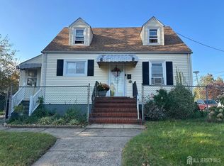 663 Hamilton St, Somerset, NJ 08873