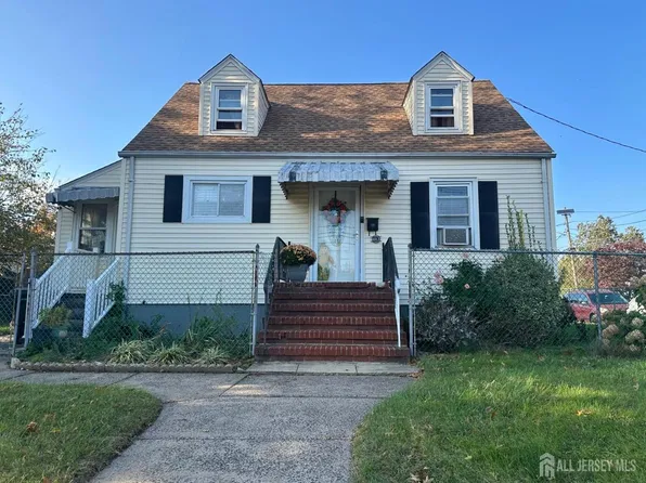 663 Hamilton St, Somerset, NJ 08873
