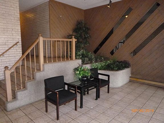2nd image of 1013 Des Plaines Ave APT 407