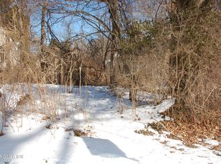 2 Scott Ln, Greenwich, CT 06831