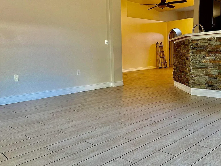 1612 Muir Cir — Photo 16