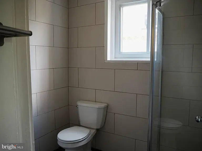 3318 Arch St #2 — Photo 22