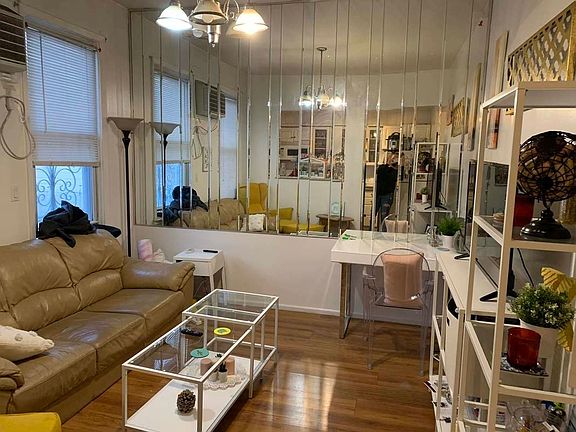 3rd image of 40-19 Astoria Blvd N #1