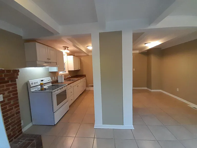 1823 Brandon Ave SW — Photo 5