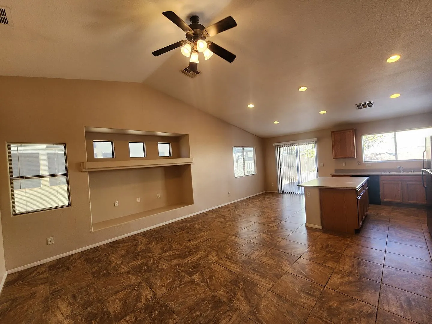 Beautiful Single Story Three Bedroom Home! — Photo 4