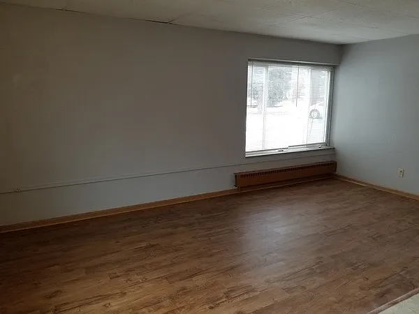 445 State Ave — Photo 9