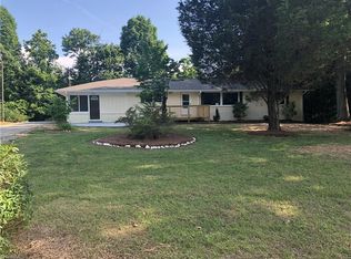 5162 Hillwood Dr, Kernersville, NC 27284