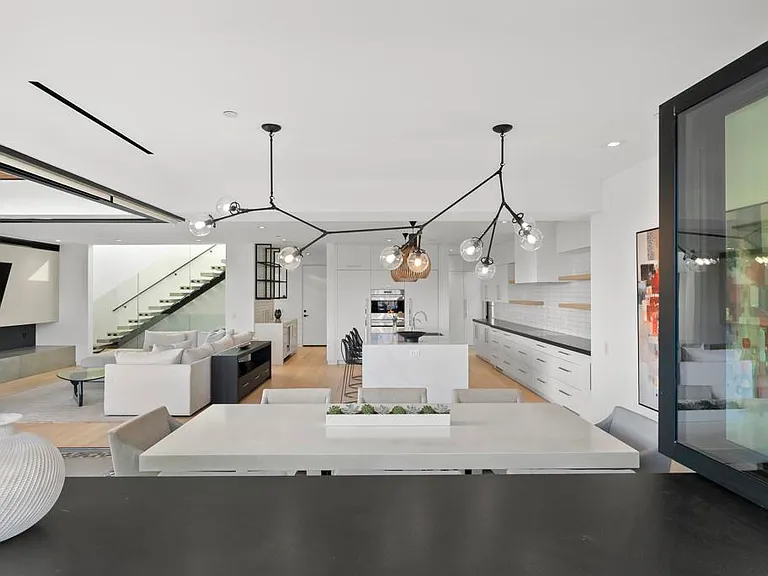 216 Ocean St — Photo 12