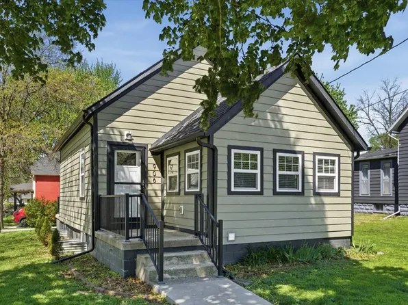 906 Page St, Shenandoah, IA 51601