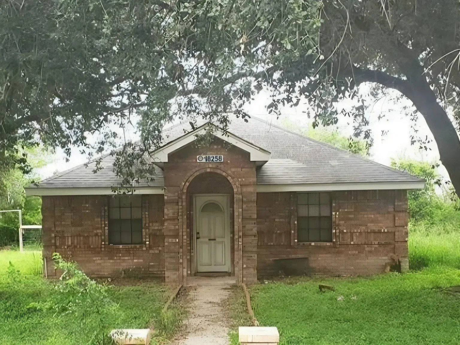 3 bed, 1426 sqft, $1,200 — Photo 1