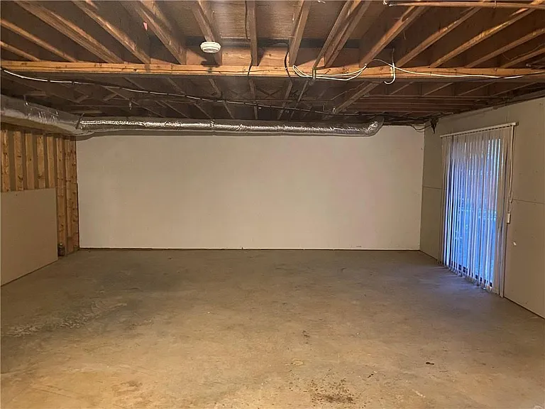 5053 Gardenia Cir — Photo 17