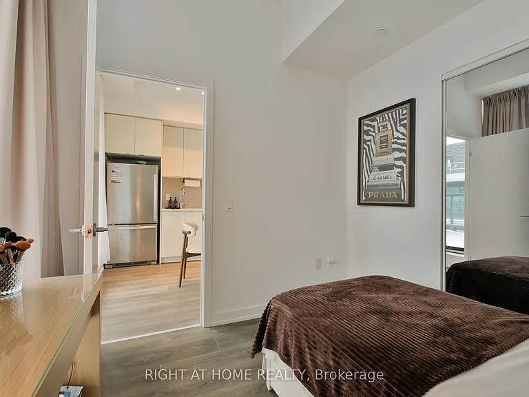 1612 Charles St #428 — Photo 6