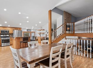 6758 E Shadow Lake Dr, Lino Lakes, MN 55014