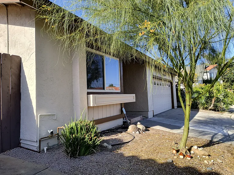 942 Wren Way — Photo 3