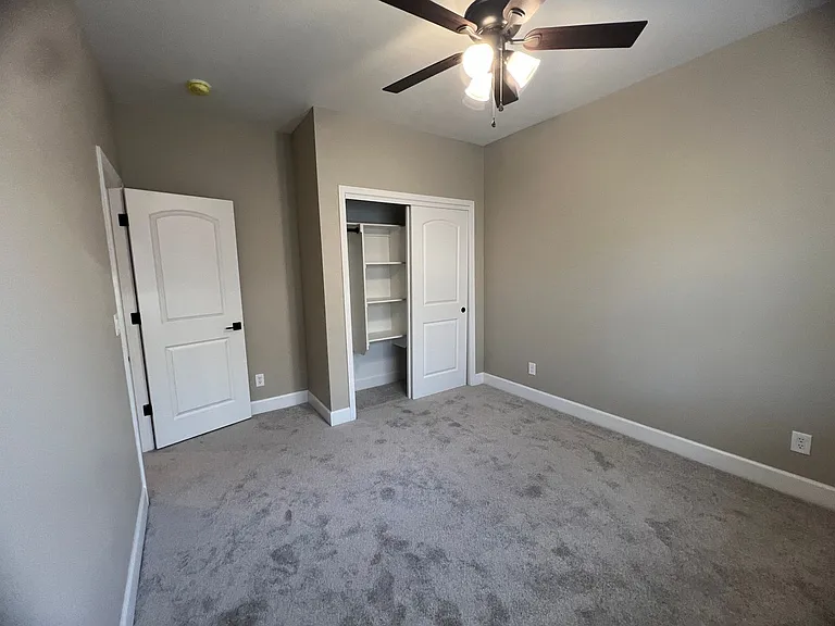 2241 Diamond Creek Rd — Photo 20