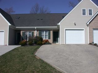 23 Hickory Nut Ln, Staunton, VA 24401