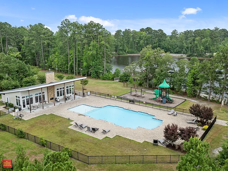 1732 Defiance Dr — Photo 35