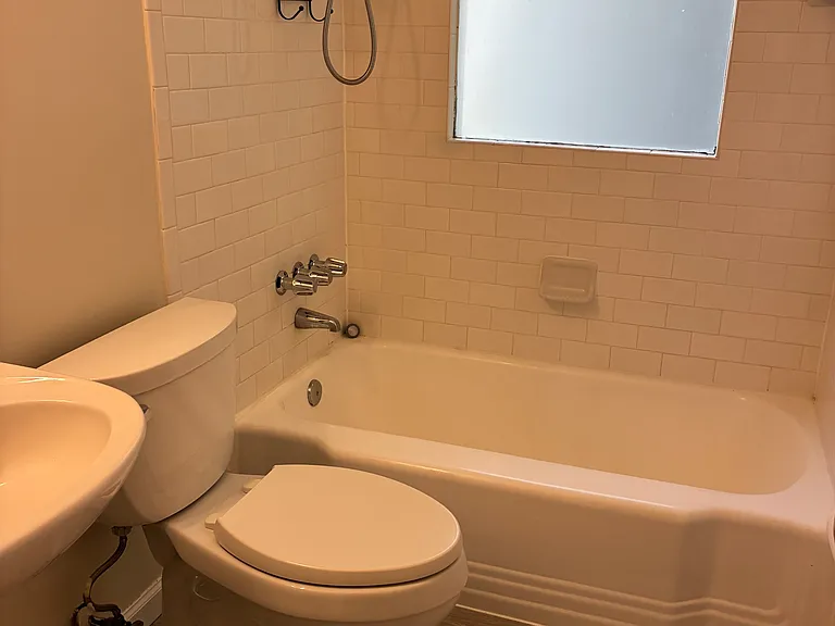 165 Sylvia Cir — Photo 10