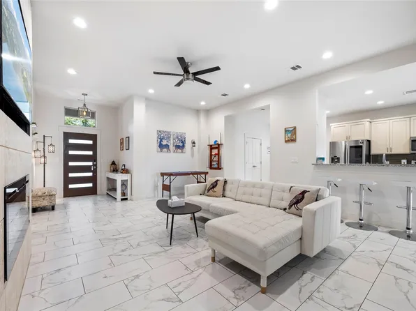 21513 Santa Carlo Ave, Lago Vista, TX 78645