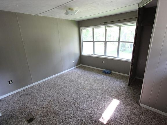 4th image of 2029 Magnolia Bnd