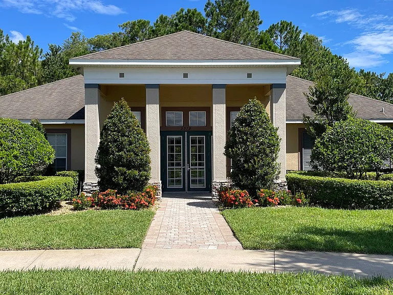 9484 Strongbark Ln — Photo 41