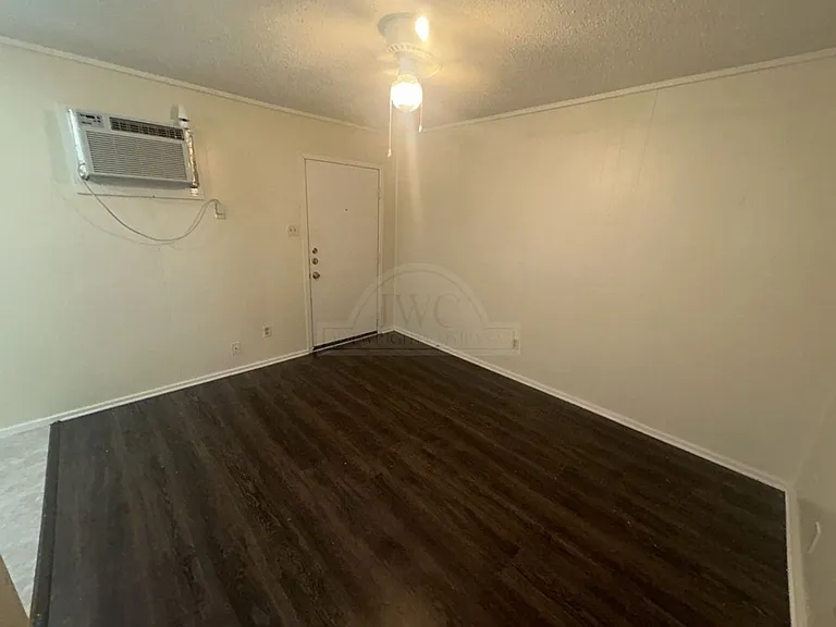 106 W Hoover St, Killeen — Photo 6