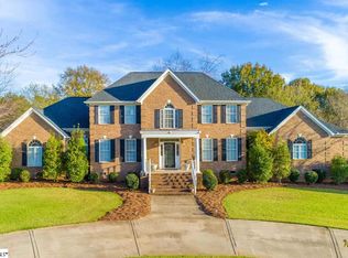 401 Crepe Myrtle Dr, Greer, SC 29651