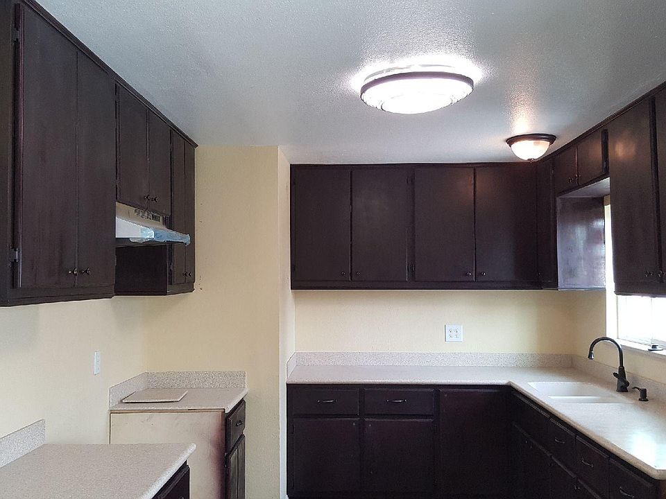 2nd image of 2717 W 9th St