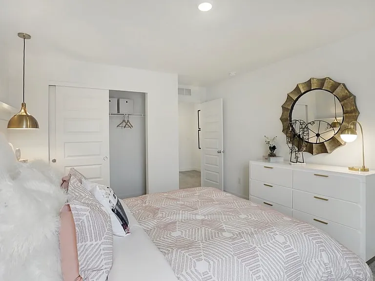 12913 S Rim Dr — Photo 35