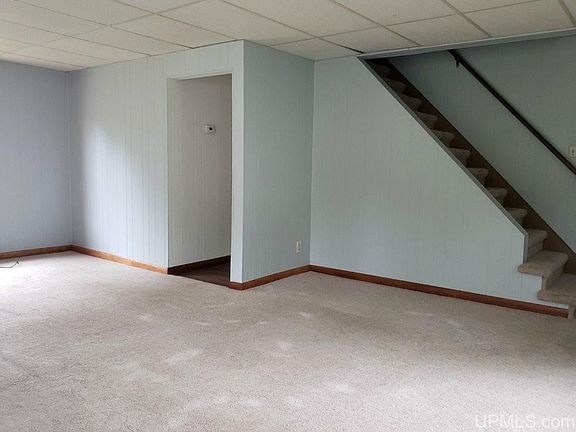 4th image of 316 Wolcott Ave