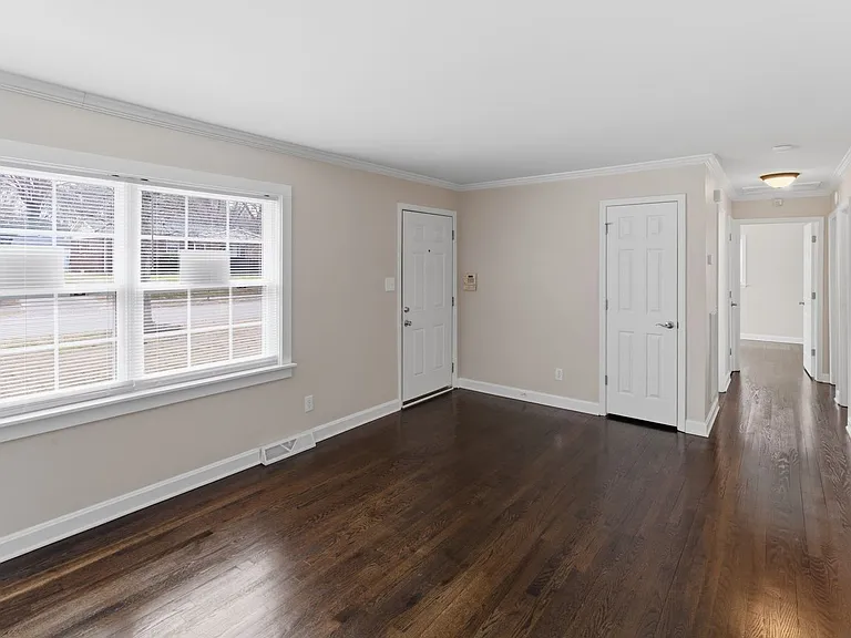 4000 Fieldcrest Rd — Photo 22