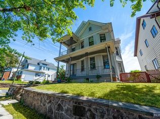 60 High St, East Rutherford, NJ 07073