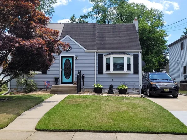 106 W 5th Ave, Runnemede, NJ 08078
