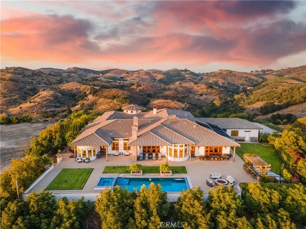 43800 La Cruz Dr, Temecula, CA 92590