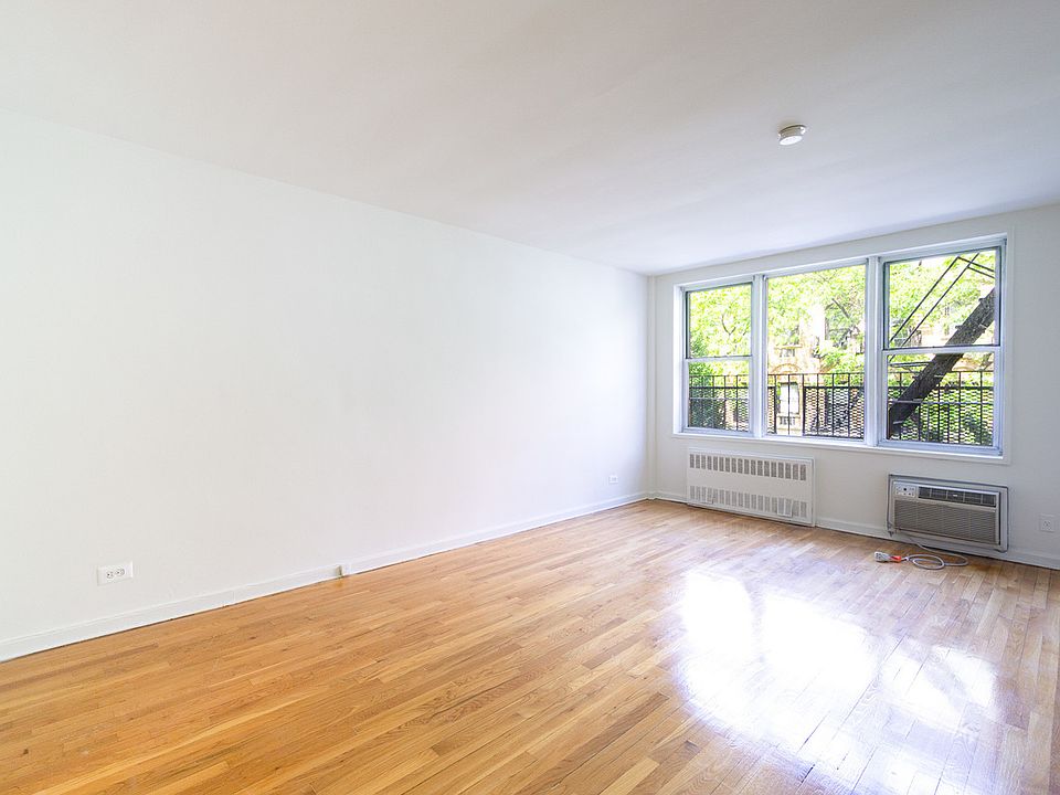 1st image of 150 E 30th St APT 3E